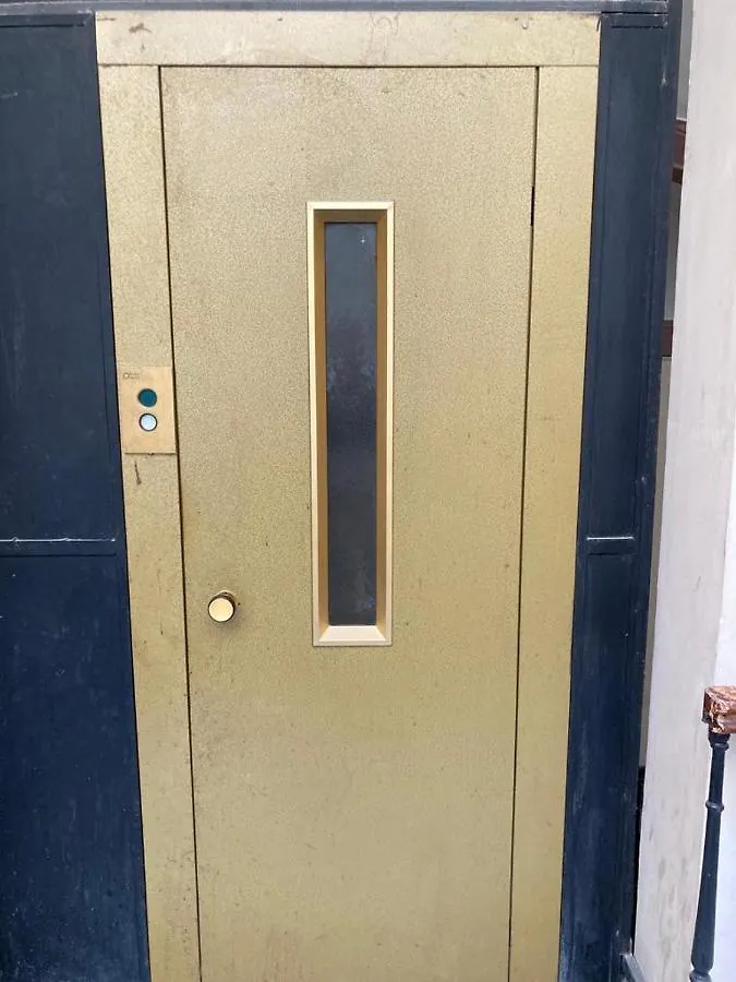 A Casa Di Nonna Ida, Nel Cuore Pulsante Di Napoli Apartament Neapol