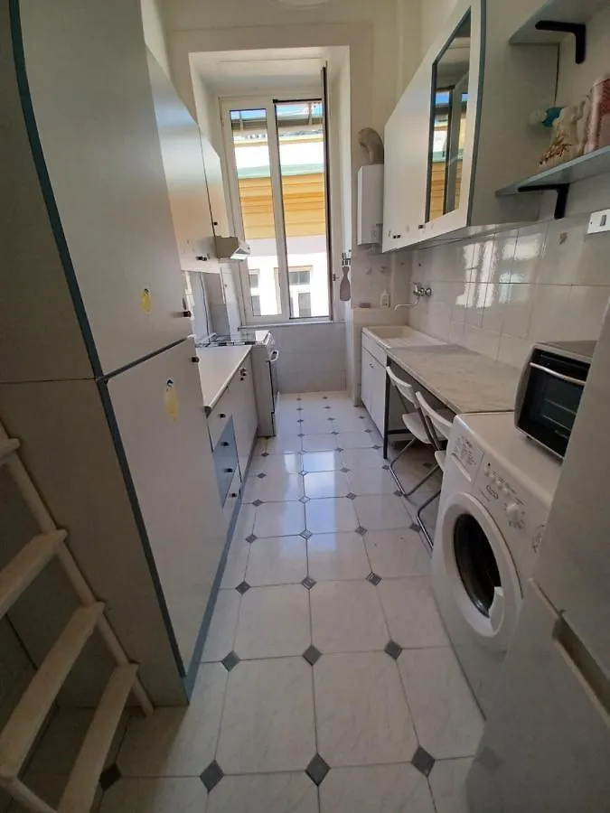 A Casa Di Nonna Ida, Nel Cuore Pulsante Di Napoli Lejlighed